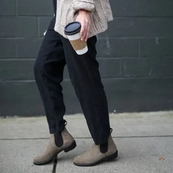 BLUNDSTONE 1974 Stone nubuck ankle womens chelsea boot US size 8.5 - Picture 16 of 16